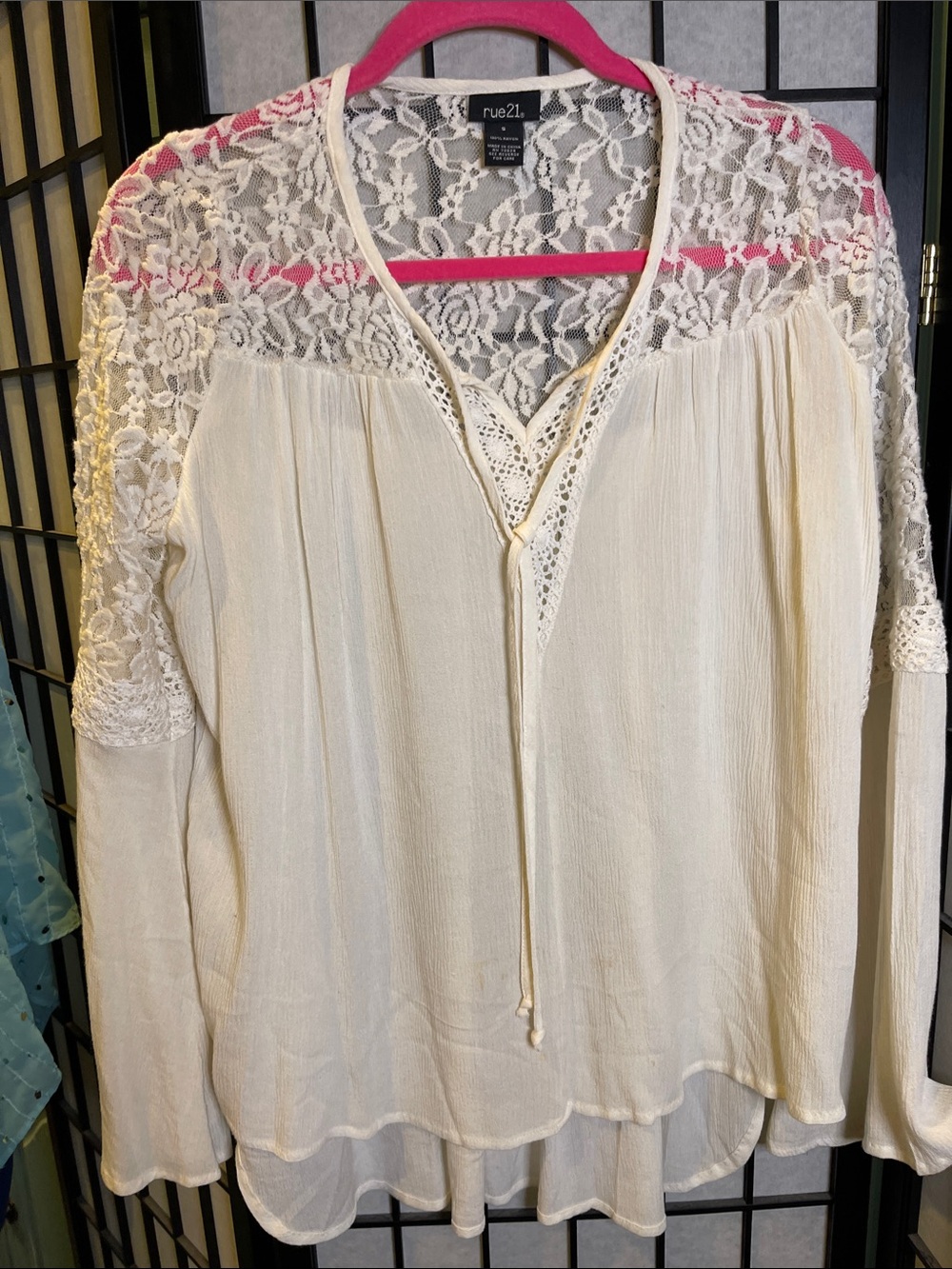 rue21  Cream Lace with Boho  Yoke and Peasant Style Tunic